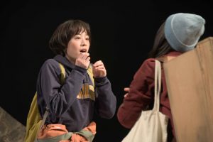 ベッド＆メイキングス 第6回公演『こそぎ落としの明け暮れ』（撮影：露木聡子）